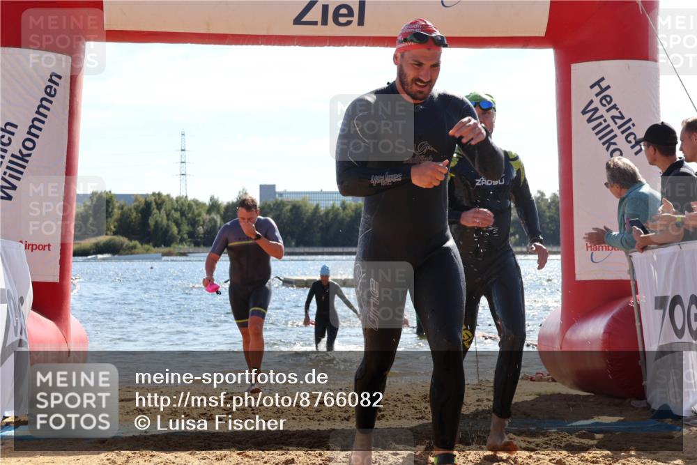 07.09.2025 - 19. Norderstedt Triathlon Luisa Fischer http://msf.ph/oto/8766082 07.09.2025 15:09:27 Schwimmen 384, 406, 893, 1442, 1476, 1524 meine-sportfotos.de