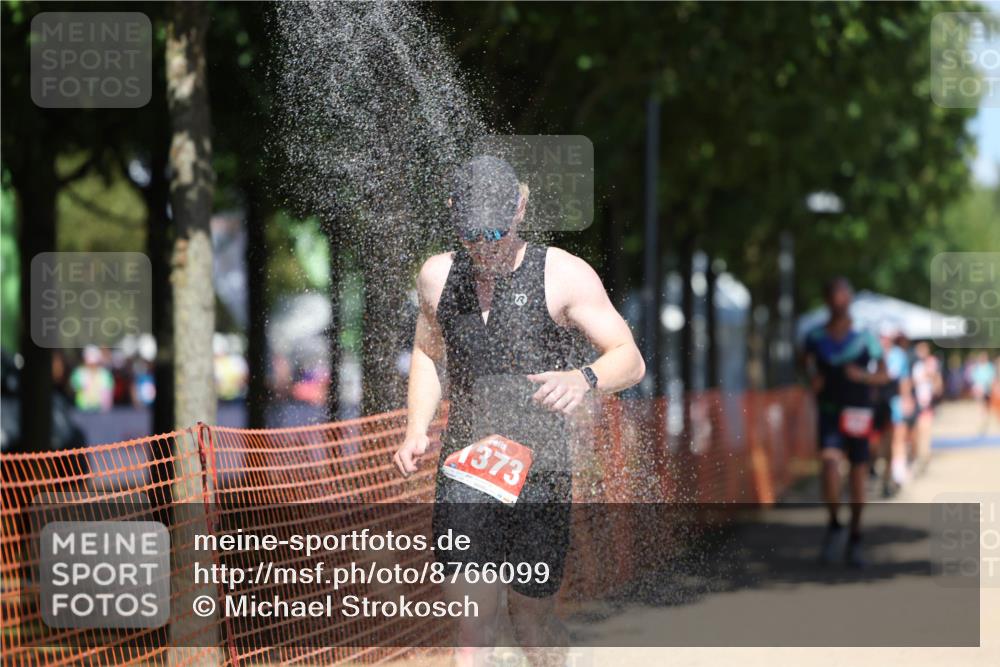 07.09.2025 - 19. Norderstedt Triathlon Michael Strokosch http://msf.ph/oto/8766099 07.09.2025 13:21:27 Laufen 220, 338, 1373 meine-sportfotos.de