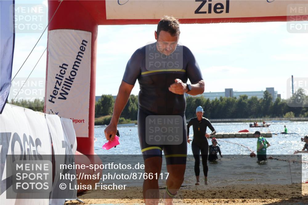 07.09.2025 - 19. Norderstedt Triathlon Luisa Fischer http://msf.ph/oto/8766117 07.09.2025 15:09:31 Schwimmen 384, 429, 893, 1442, 1476 meine-sportfotos.de
