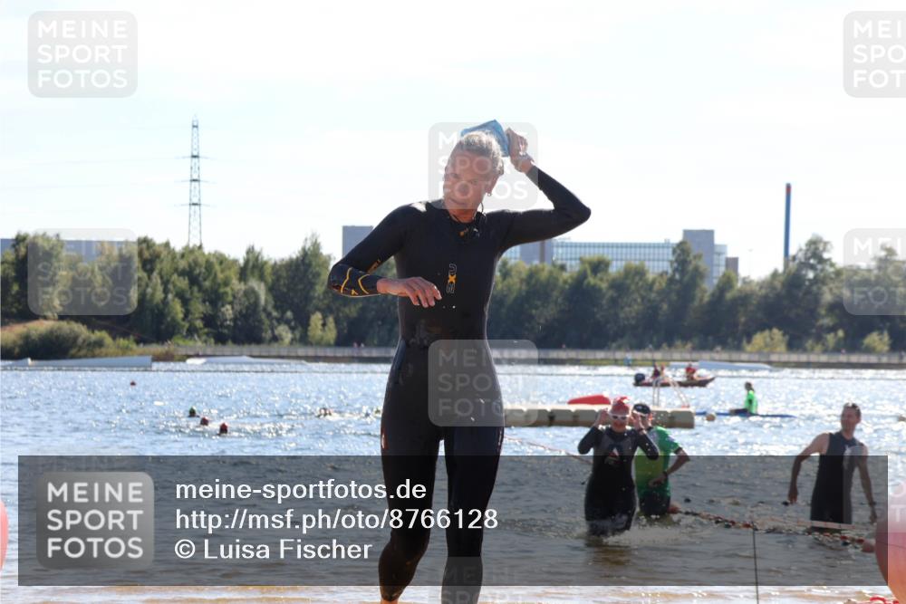 07.09.2025 - 19. Norderstedt Triathlon Luisa Fischer http://msf.ph/oto/8766128 07.09.2025 15:09:35 Schwimmen 384, 429, 893, 1442, 1476 meine-sportfotos.de