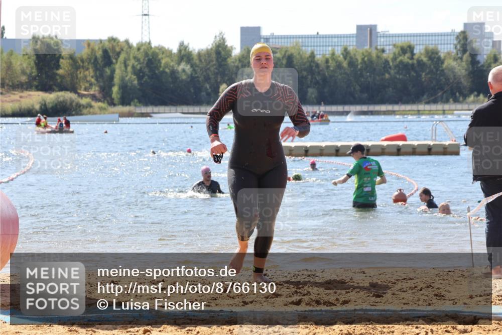 07.09.2025 - 19. Norderstedt Triathlon Luisa Fischer http://msf.ph/oto/8766130 07.09.2025 12:37:48 Schwimmen 341, 347, 358, 360 meine-sportfotos.de
