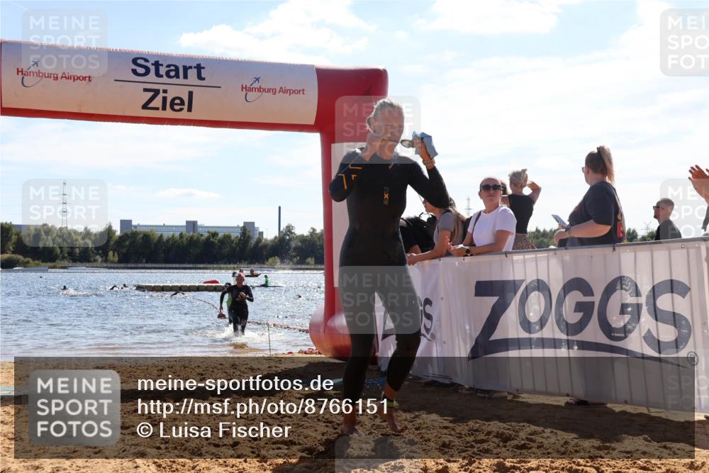 07.09.2025 - 19. Norderstedt Triathlon Luisa Fischer http://msf.ph/oto/8766151 07.09.2025 15:09:37 Schwimmen 384, 429, 893, 934, 1476 meine-sportfotos.de