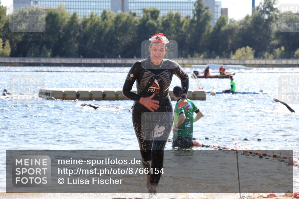 07.09.2025 - 19. Norderstedt Triathlon Luisa Fischer http://msf.ph/oto/8766154 07.09.2025 15:09:39 Schwimmen 429, 934, 1476 meine-sportfotos.de