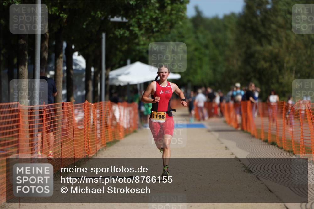 07.09.2025 - 19. Norderstedt Triathlon Michael Strokosch http://msf.ph/oto/8766155 07.09.2025 11:33:39 Laufen 1196 meine-sportfotos.de