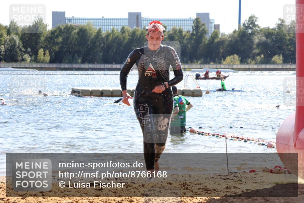 07.09.2025 - 19. Norderstedt Triathlon Luisa Fischer http://msf.ph/oto/8766168 07.09.2025 15:09:40 Schwimmen 429, 934, 1476 meine-sportfotos.de