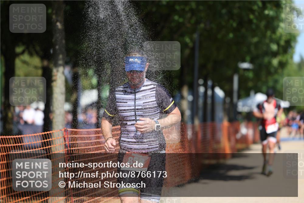 07.09.2025 - 19. Norderstedt Triathlon Michael Strokosch http://msf.ph/oto/8766173 07.09.2025 13:00:10 Laufen 695, 858, 1342 meine-sportfotos.de