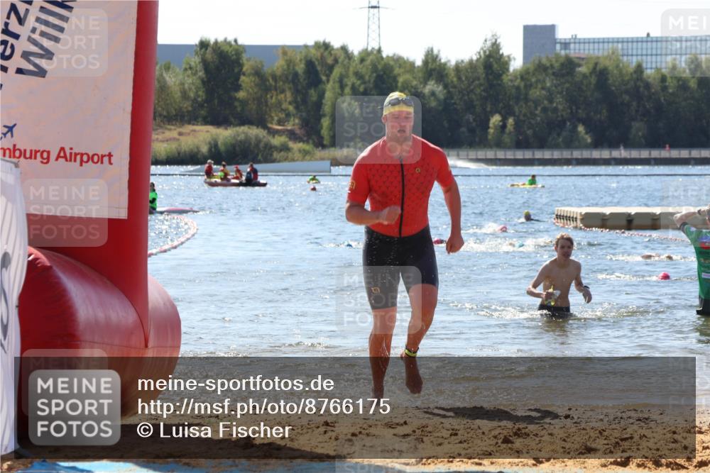 07.09.2025 - 19. Norderstedt Triathlon Luisa Fischer http://msf.ph/oto/8766175 07.09.2025 12:38:10 Schwimmen 298, 316 meine-sportfotos.de