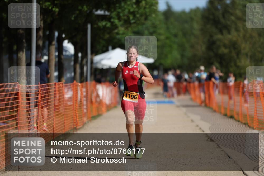 07.09.2025 - 19. Norderstedt Triathlon Michael Strokosch http://msf.ph/oto/8766177 07.09.2025 11:33:39 Laufen 1196 meine-sportfotos.de