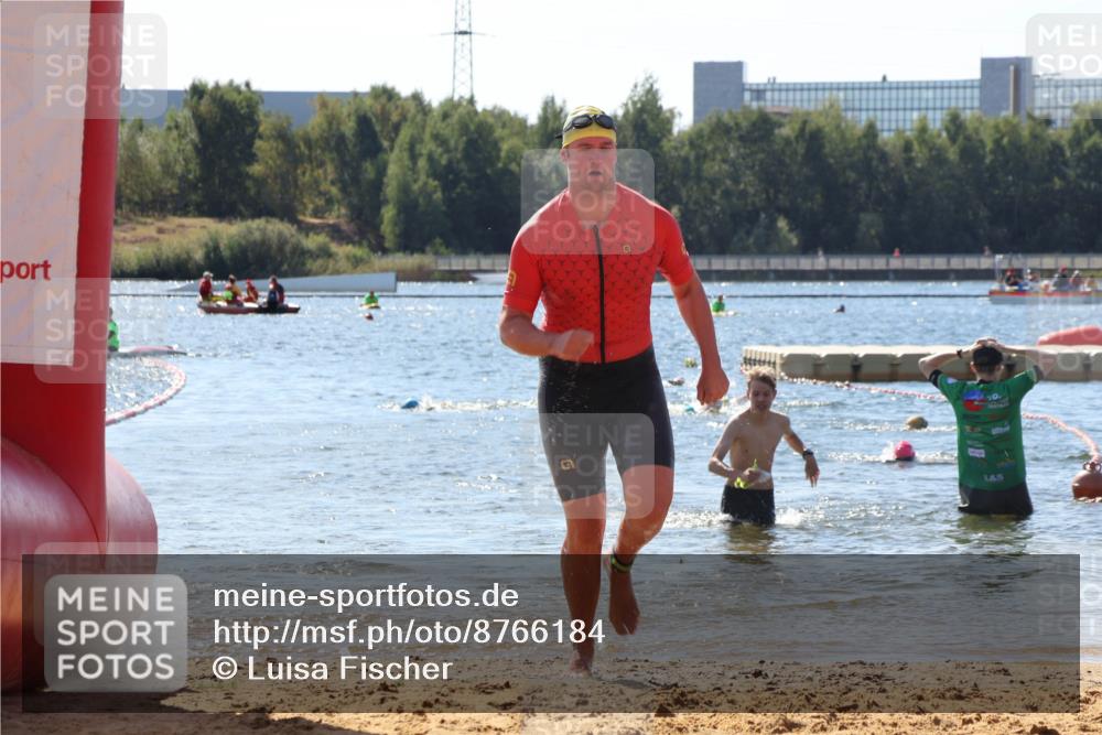 07.09.2025 - 19. Norderstedt Triathlon Luisa Fischer http://msf.ph/oto/8766184 07.09.2025 12:38:11 Schwimmen 298, 316 meine-sportfotos.de