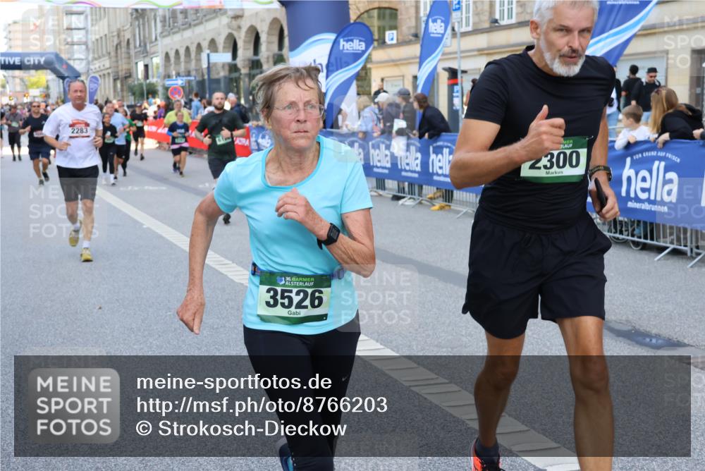 07.09.2025 - BARMER Alsterlauf Strokosch-Dieckow http://msf.ph/oto/8766203 07.09.2025 10:11:47 Ziel 2128, 2171, 2200, 2331, 2599, 2995, 3302, 3444, 3445, 3446, 3471, 3613, 3614, 4193, 4264, 4518, 4519, 4899, 5175, 5410, 5613, 5614, 5630, 5638, 5813, 5827, 5911, 5956, 6009, 6126, 6310, 6323, 8145, 8181, 8182, 8228, 8229, 8498 meine-sportfotos.de