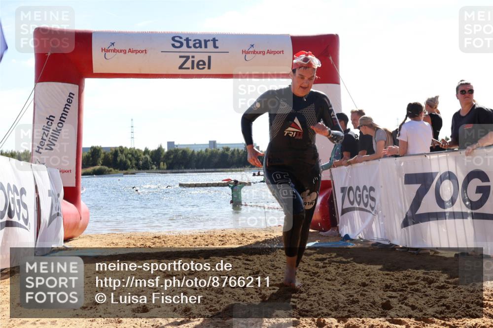 07.09.2025 - 19. Norderstedt Triathlon Luisa Fischer http://msf.ph/oto/8766211 07.09.2025 15:09:43 Schwimmen 429, 934 meine-sportfotos.de