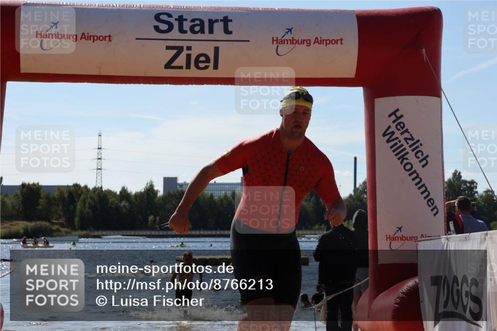 07.09.2025 - 19. Norderstedt Triathlon Luisa Fischer http://msf.ph/oto/8766213 07.09.2025 12:38:13 Schwimmen 298, 316, 357 meine-sportfotos.de