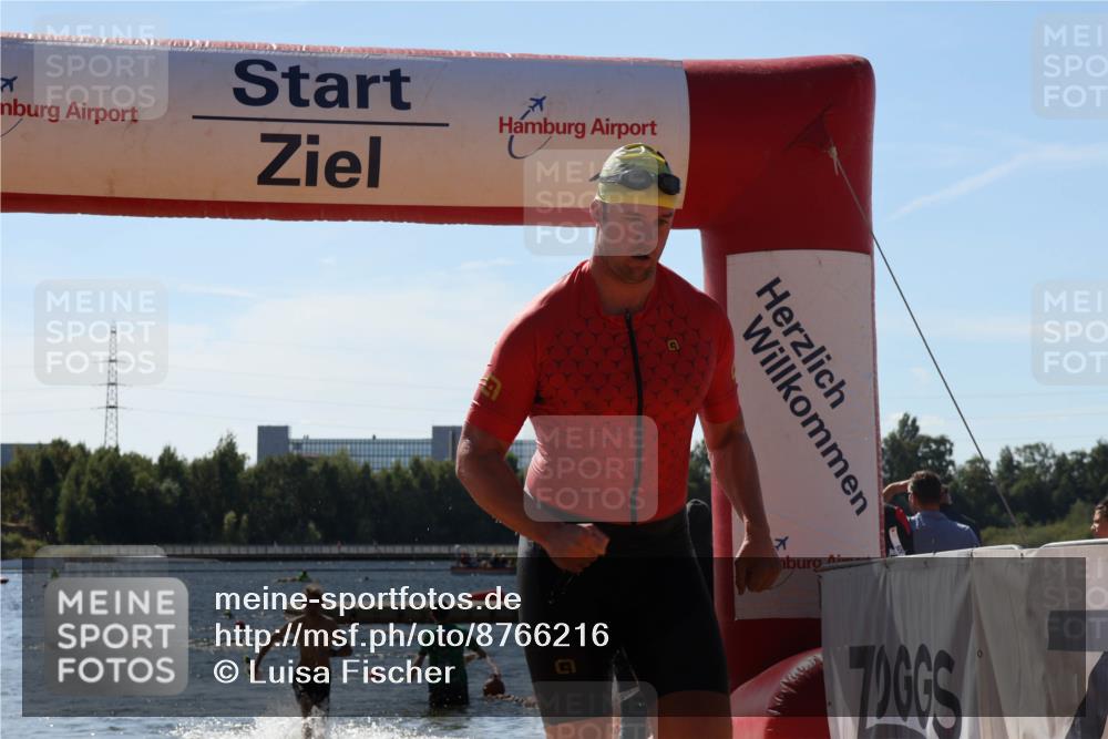 07.09.2025 - 19. Norderstedt Triathlon Luisa Fischer http://msf.ph/oto/8766216 07.09.2025 12:38:13 Schwimmen 298, 316, 357 meine-sportfotos.de
