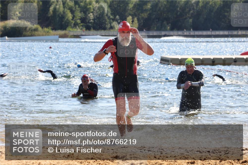 07.09.2025 - 19. Norderstedt Triathlon Luisa Fischer http://msf.ph/oto/8766219 07.09.2025 15:10:14 Schwimmen 421 meine-sportfotos.de