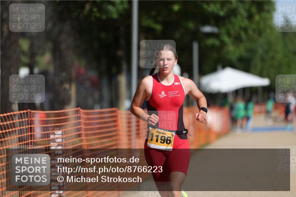 07.09.2025 - 19. Norderstedt Triathlon Michael Strokosch http://msf.ph/oto/8766223 07.09.2025 11:33:41 Laufen 1196 meine-sportfotos.de