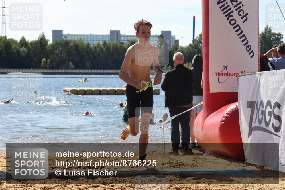 07.09.2025 - 19. Norderstedt Triathlon Luisa Fischer http://msf.ph/oto/8766225 07.09.2025 12:38:17 Schwimmen 298, 316, 357 meine-sportfotos.de