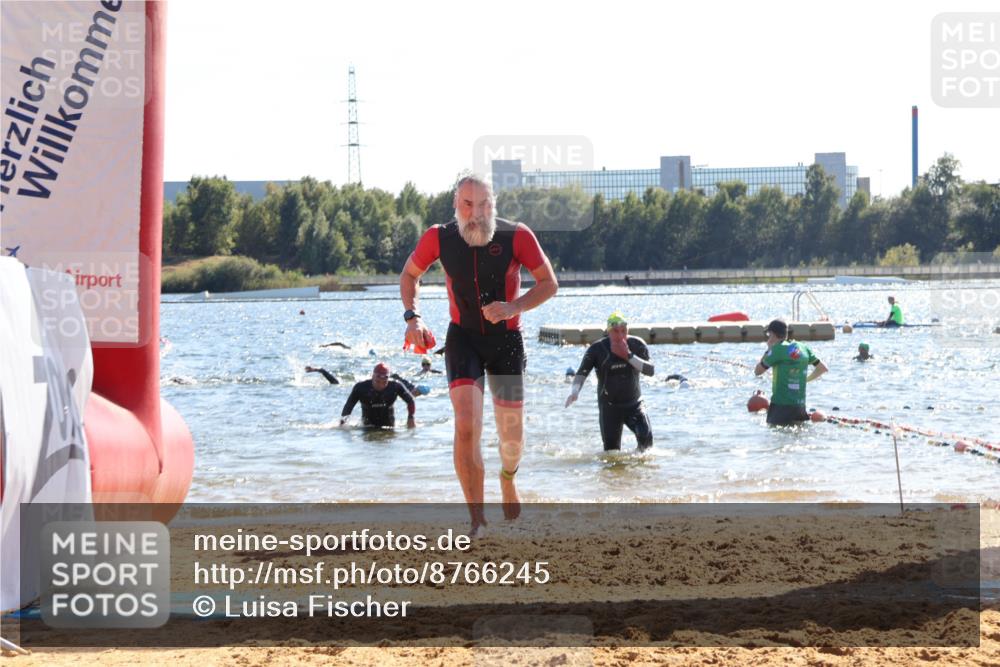 07.09.2025 - 19. Norderstedt Triathlon Luisa Fischer http://msf.ph/oto/8766245 07.09.2025 15:10:16 Schwimmen 421 meine-sportfotos.de