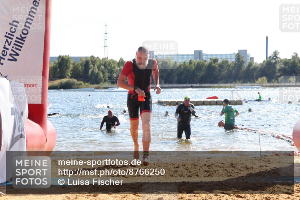07.09.2025 - 19. Norderstedt Triathlon Luisa Fischer http://msf.ph/oto/8766250 07.09.2025 15:10:16 Schwimmen 421 meine-sportfotos.de