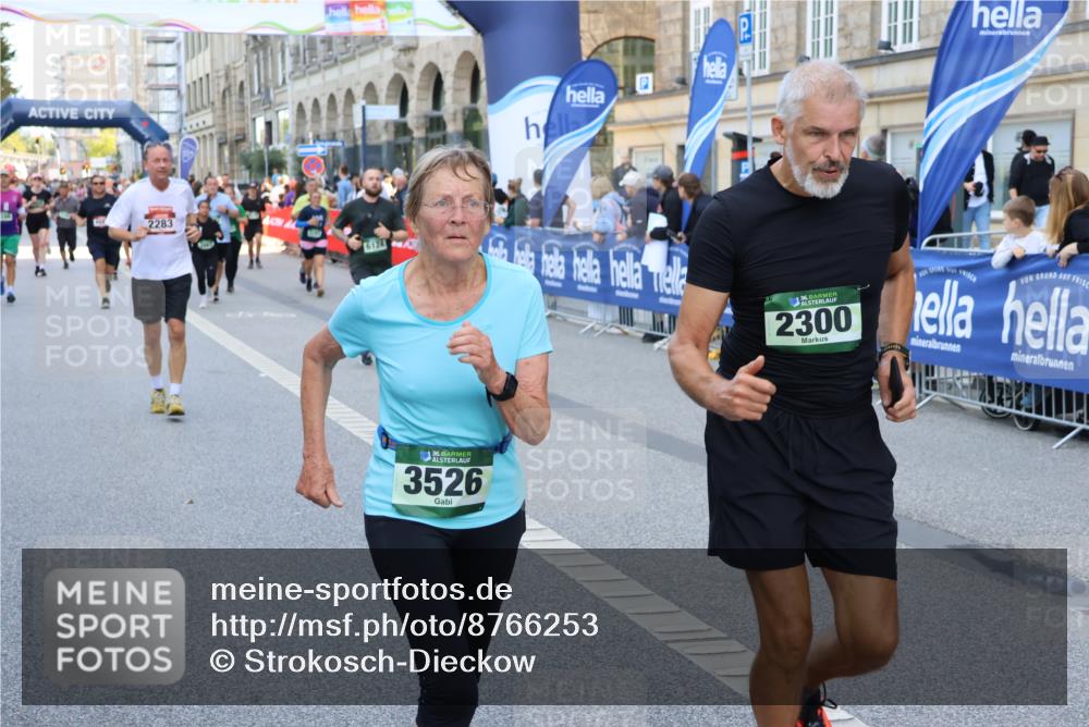 07.09.2025 - BARMER Alsterlauf Strokosch-Dieckow http://msf.ph/oto/8766253 07.09.2025 10:11:47 Ziel 2128, 2171, 2200, 2331, 2599, 2995, 3302, 3444, 3445, 3446, 3471, 3613, 3614, 4193, 4264, 4518, 4519, 4899, 5175, 5410, 5613, 5614, 5630, 5638, 5813, 5827, 5911, 5956, 6009, 6126, 6310, 6323, 8145, 8181, 8182, 8228, 8229, 8498 meine-sportfotos.de