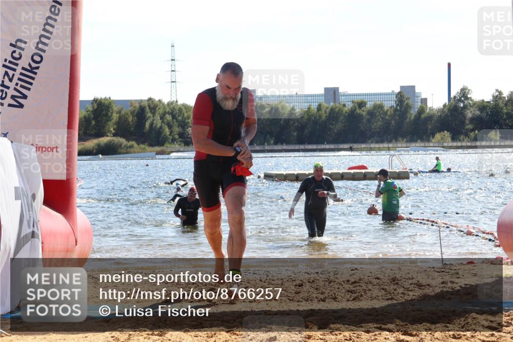 07.09.2025 - 19. Norderstedt Triathlon Luisa Fischer http://msf.ph/oto/8766257 07.09.2025 15:10:17 Schwimmen 421 meine-sportfotos.de