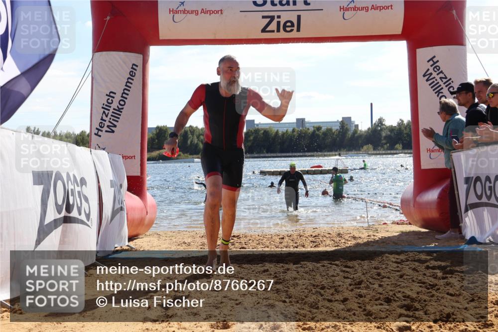 07.09.2025 - 19. Norderstedt Triathlon Luisa Fischer http://msf.ph/oto/8766267 07.09.2025 15:10:18 Schwimmen 421 meine-sportfotos.de