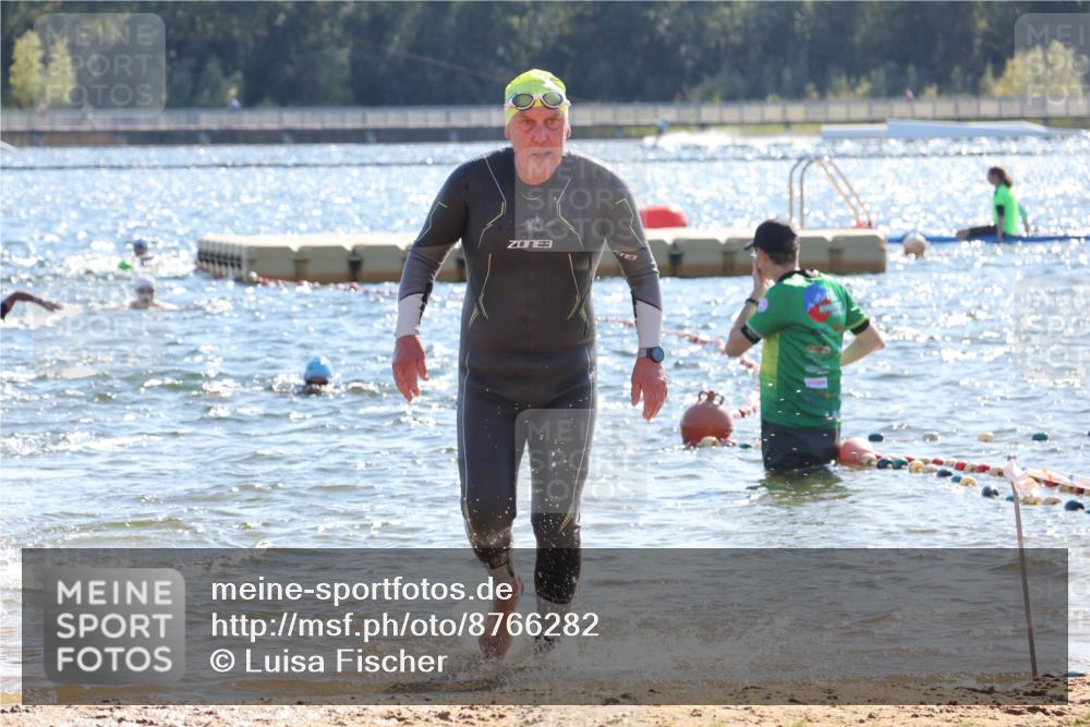 07.09.2025 - 19. Norderstedt Triathlon Luisa Fischer http://msf.ph/oto/8766282 07.09.2025 15:10:22 Schwimmen 380, 421 meine-sportfotos.de