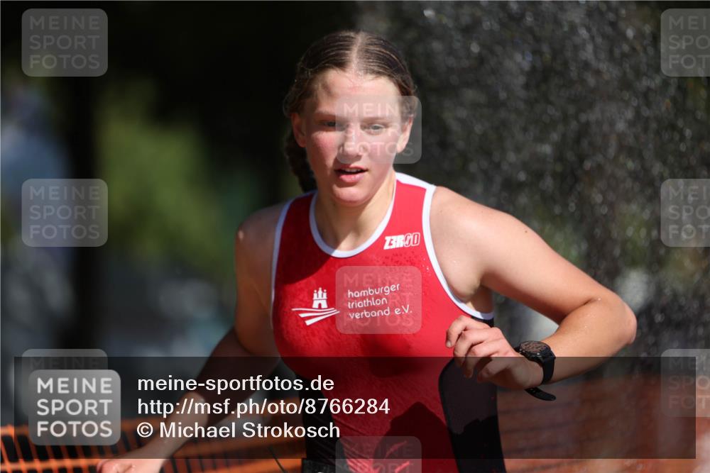 07.09.2025 - 19. Norderstedt Triathlon Michael Strokosch http://msf.ph/oto/8766284 07.09.2025 11:33:43 Laufen 1196 meine-sportfotos.de