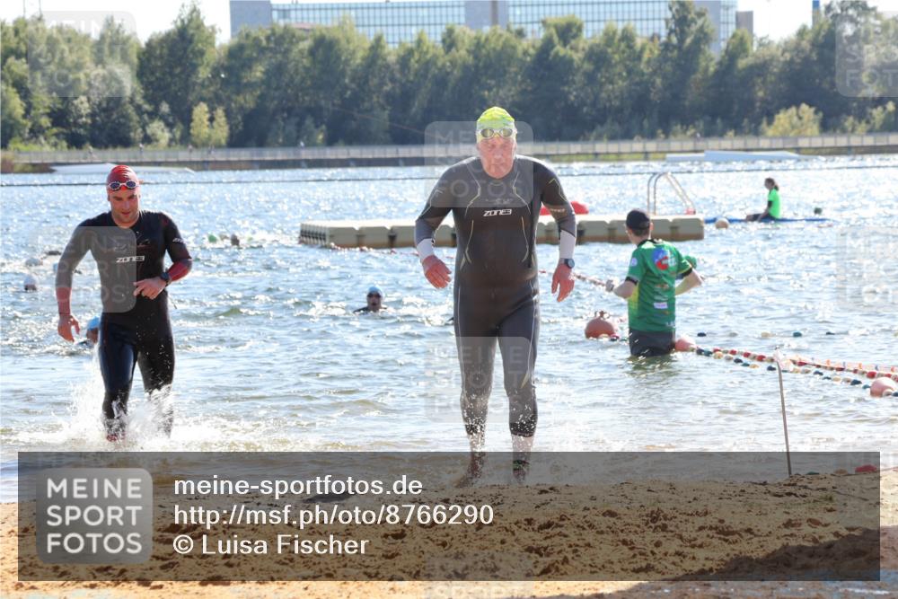 07.09.2025 - 19. Norderstedt Triathlon Luisa Fischer http://msf.ph/oto/8766290 07.09.2025 15:10:23 Schwimmen 380, 421, 1515 meine-sportfotos.de