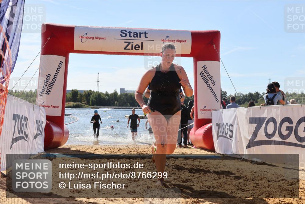 07.09.2025 - 19. Norderstedt Triathlon Luisa Fischer http://msf.ph/oto/8766299 07.09.2025 12:38:50 Schwimmen 320, 334, 352, 359, 777 meine-sportfotos.de