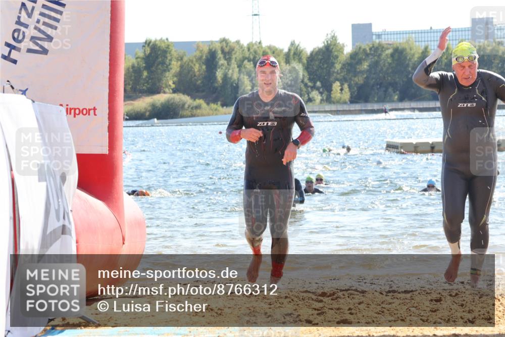 07.09.2025 - 19. Norderstedt Triathlon Luisa Fischer http://msf.ph/oto/8766312 07.09.2025 15:10:25 Schwimmen 380, 421, 1515 meine-sportfotos.de