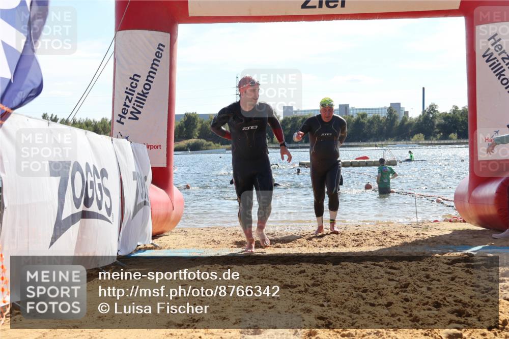 07.09.2025 - 19. Norderstedt Triathlon Luisa Fischer http://msf.ph/oto/8766342 07.09.2025 15:10:28 Schwimmen 380, 421, 1515 meine-sportfotos.de