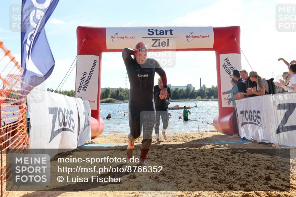 07.09.2025 - 19. Norderstedt Triathlon Luisa Fischer http://msf.ph/oto/8766352 07.09.2025 15:10:29 Schwimmen 380, 421, 1515 meine-sportfotos.de