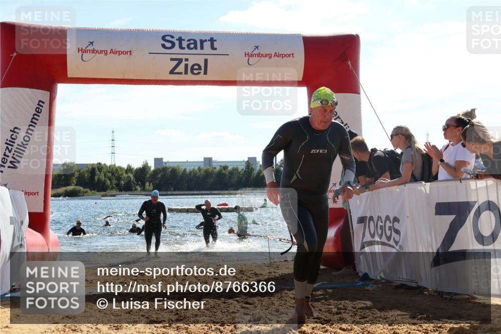 07.09.2025 - 19. Norderstedt Triathlon Luisa Fischer http://msf.ph/oto/8766366 07.09.2025 15:10:32 Schwimmen 380, 418, 929, 1515 meine-sportfotos.de