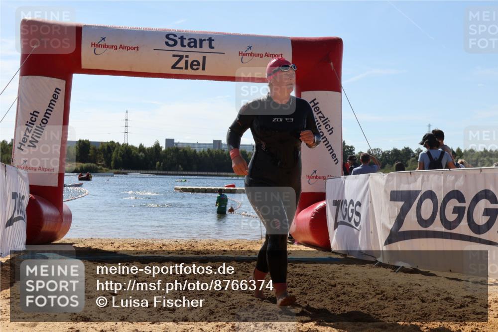 07.09.2025 - 19. Norderstedt Triathlon Luisa Fischer http://msf.ph/oto/8766374 07.09.2025 12:39:11 Schwimmen 328 meine-sportfotos.de