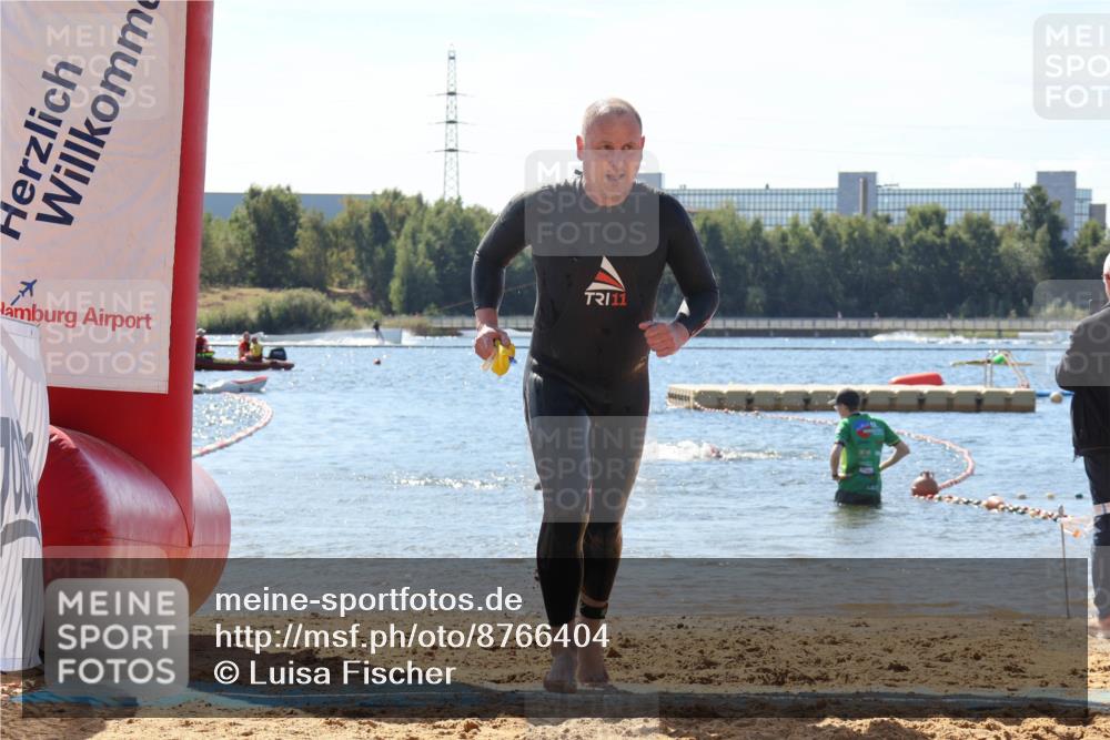 07.09.2025 - 19. Norderstedt Triathlon Luisa Fischer http://msf.ph/oto/8766404 07.09.2025 12:39:31 Schwimmen 322 meine-sportfotos.de