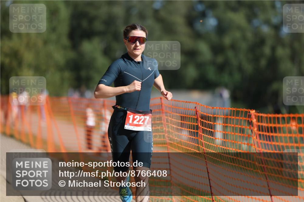 07.09.2025 - 19. Norderstedt Triathlon Michael Strokosch http://msf.ph/oto/8766408 07.09.2025 11:33:55 Laufen 1227 meine-sportfotos.de
