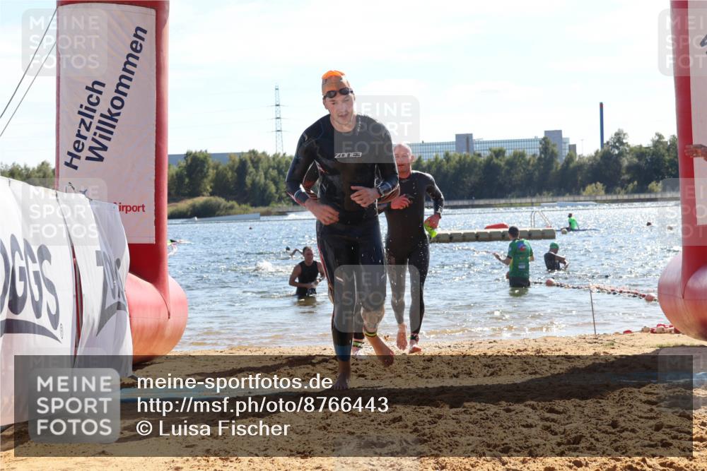 07.09.2025 - 19. Norderstedt Triathlon Luisa Fischer http://msf.ph/oto/8766443 07.09.2025 15:10:46 Schwimmen 383, 405, 418, 929, 1420, 1443 meine-sportfotos.de