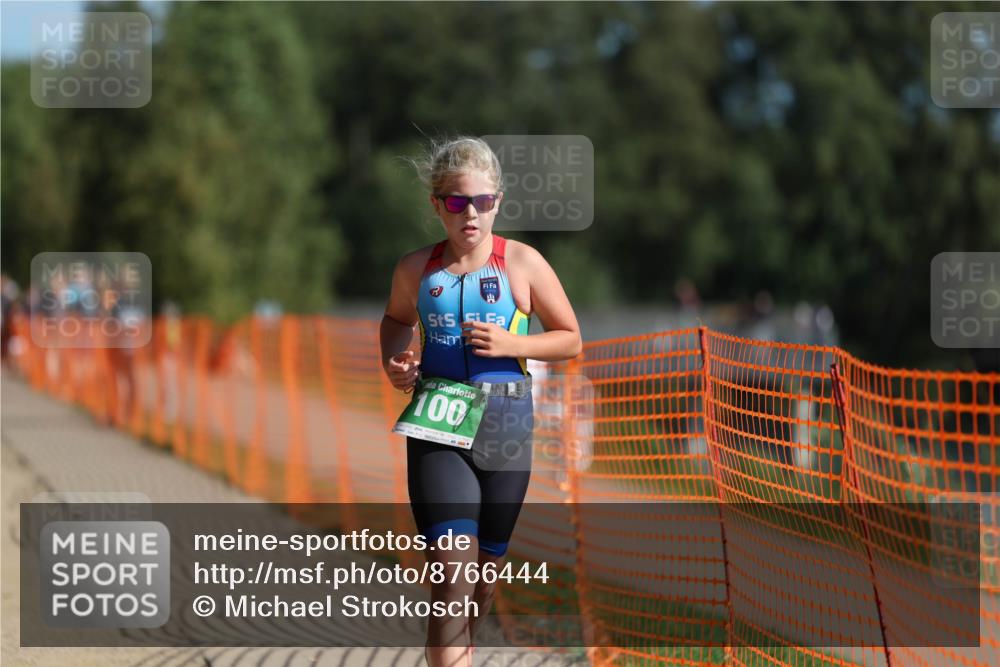 07.09.2025 - 19. Norderstedt Triathlon Michael Strokosch http://msf.ph/oto/8766444 07.09.2025 10:50:11 Laufen 100 meine-sportfotos.de