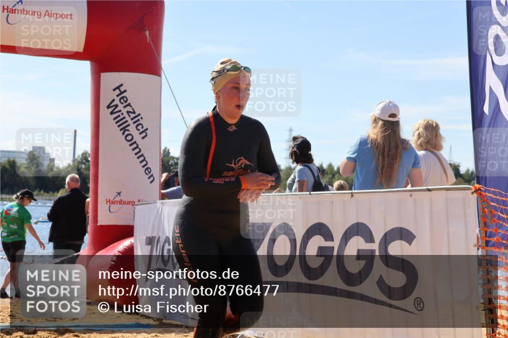 07.09.2025 - 19. Norderstedt Triathlon Luisa Fischer http://msf.ph/oto/8766477 07.09.2025 12:39:45 Schwimmen 336 meine-sportfotos.de