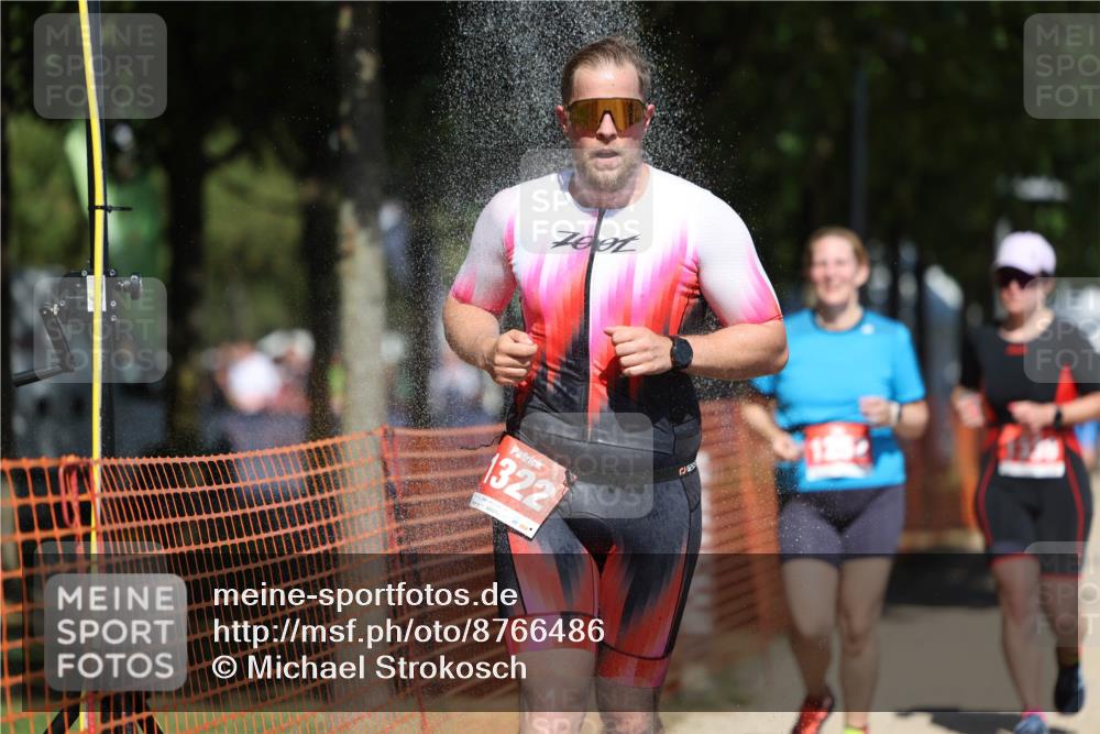 07.09.2025 - 19. Norderstedt Triathlon Michael Strokosch http://msf.ph/oto/8766486 07.09.2025 13:00:24 Laufen 783, 820, 1252, 1322, 1338 meine-sportfotos.de