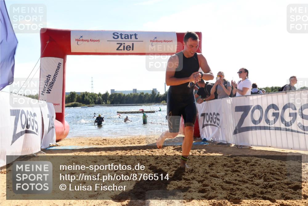 07.09.2025 - 19. Norderstedt Triathlon Luisa Fischer http://msf.ph/oto/8766514 07.09.2025 15:10:54 Schwimmen 383, 405, 886, 1420, 1443 meine-sportfotos.de