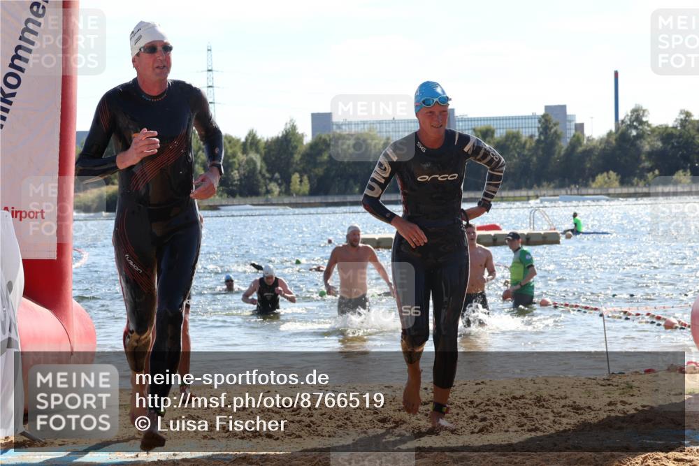 07.09.2025 - 19. Norderstedt Triathlon Luisa Fischer http://msf.ph/oto/8766519 07.09.2025 15:11:14 Schwimmen 409, 890, 1423, 1464 meine-sportfotos.de
