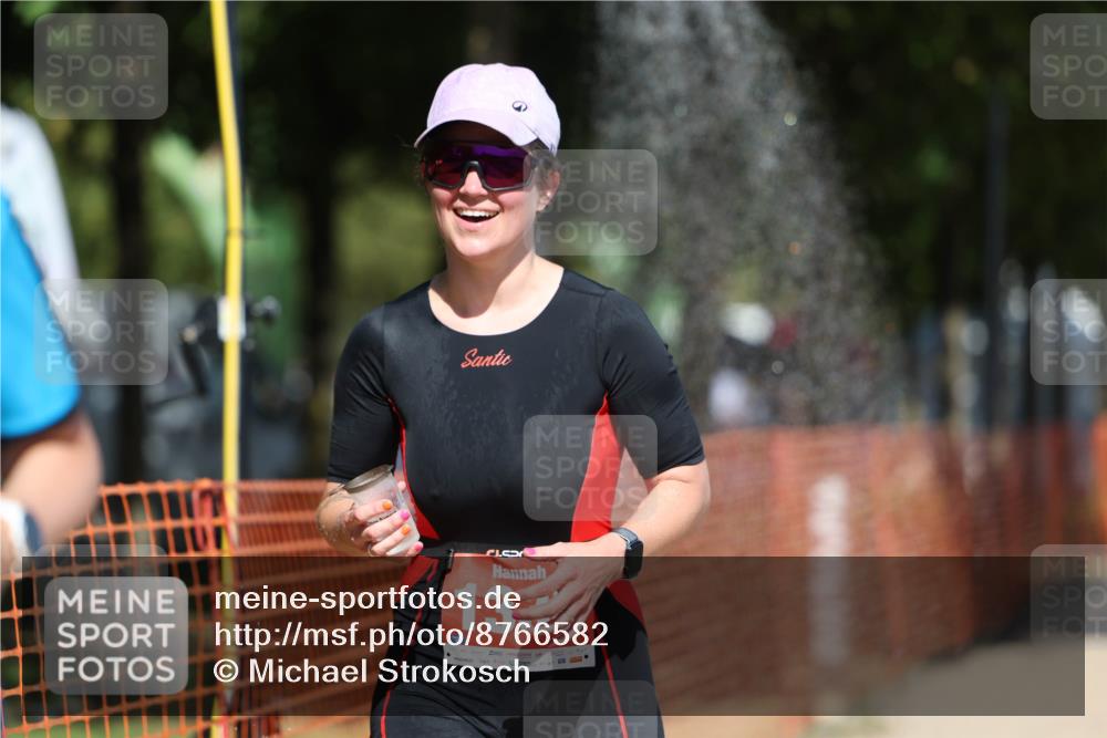 07.09.2025 - 19. Norderstedt Triathlon Michael Strokosch http://msf.ph/oto/8766582 07.09.2025 13:00:27 Laufen 728, 752, 783, 820, 1252, 1322, 1338, 1382 meine-sportfotos.de