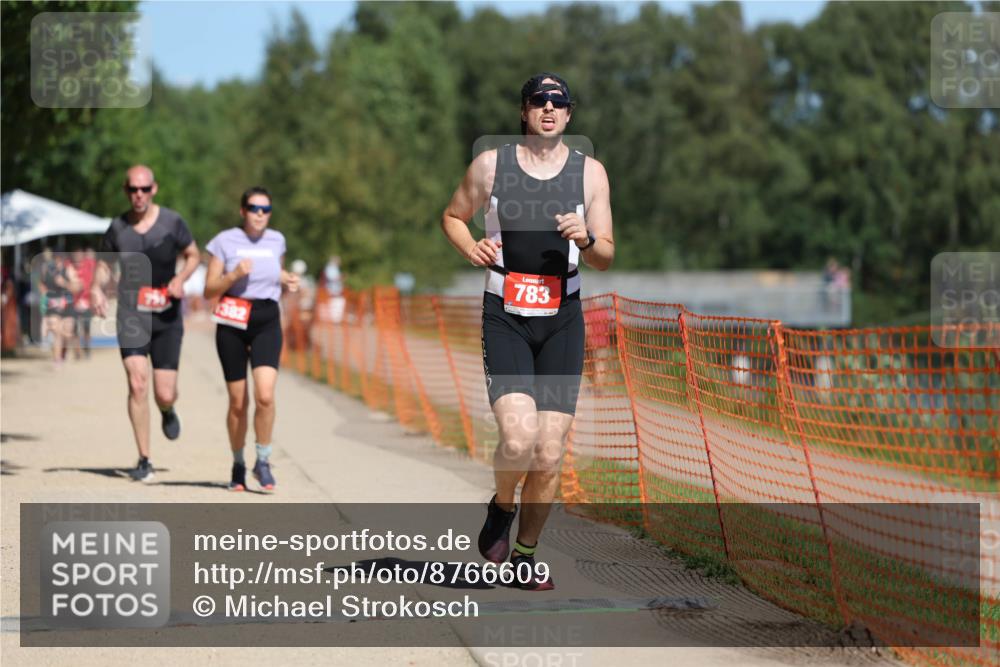 07.09.2025 - 19. Norderstedt Triathlon Michael Strokosch http://msf.ph/oto/8766609 07.09.2025 13:00:30 Laufen 728, 752, 783, 1382 meine-sportfotos.de
