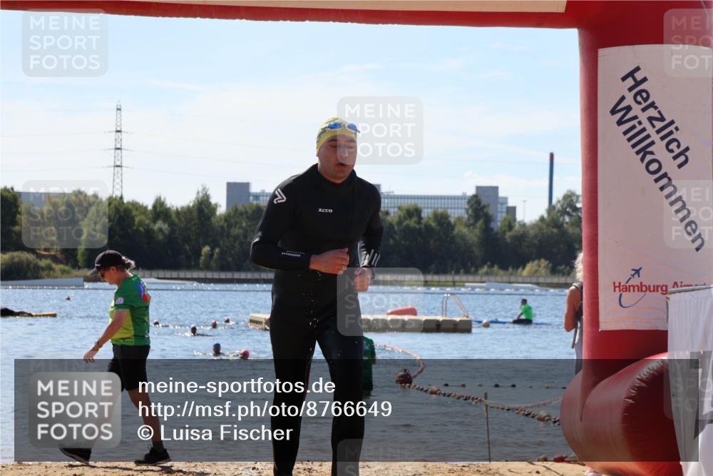 07.09.2025 - 19. Norderstedt Triathlon Luisa Fischer http://msf.ph/oto/8766649 07.09.2025 12:40:58 Schwimmen 312 meine-sportfotos.de