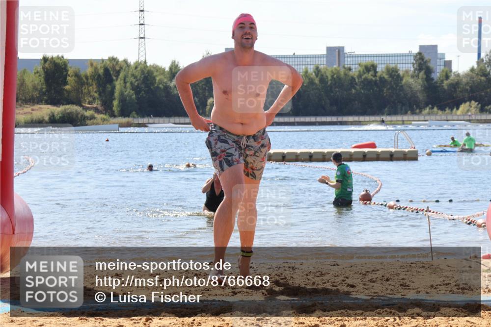 07.09.2025 - 19. Norderstedt Triathlon Luisa Fischer http://msf.ph/oto/8766668 07.09.2025 12:41:22 Schwimmen 315 meine-sportfotos.de