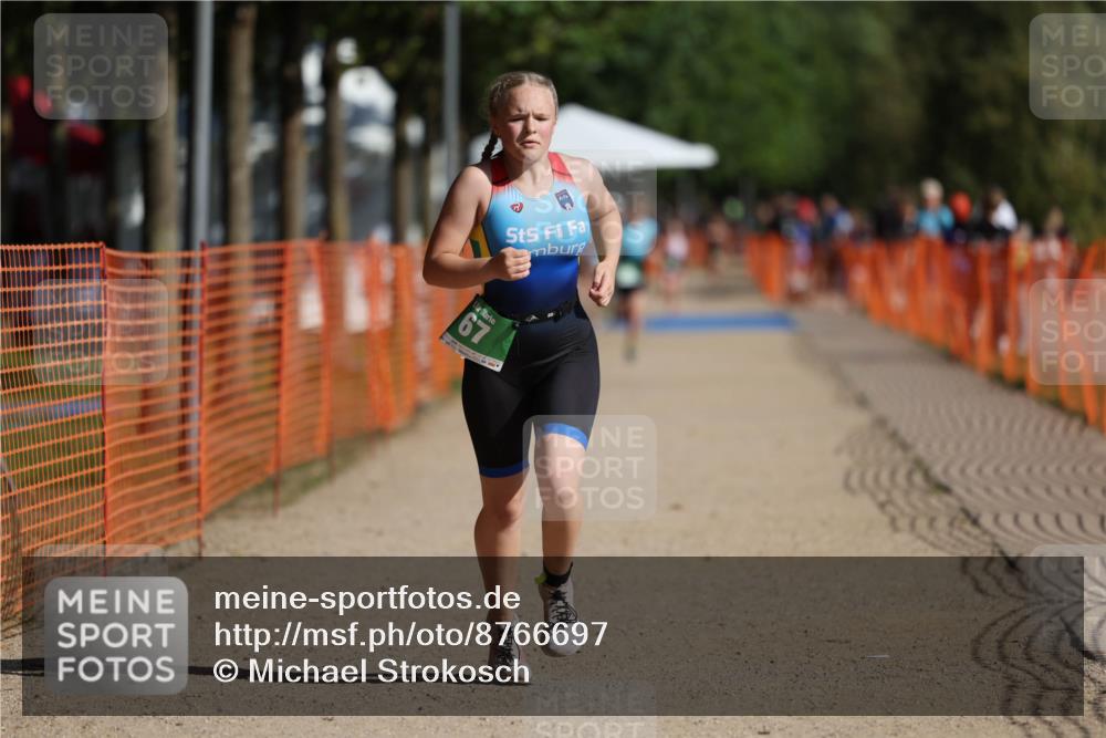 07.09.2025 - 19. Norderstedt Triathlon Michael Strokosch http://msf.ph/oto/8766697 07.09.2025 10:50:33 Laufen 67, 110, 1126 meine-sportfotos.de