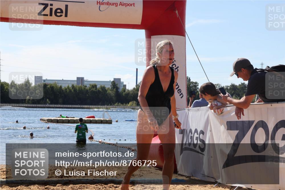 07.09.2025 - 19. Norderstedt Triathlon Luisa Fischer http://msf.ph/oto/8766725 07.09.2025 12:41:38 Schwimmen 355 meine-sportfotos.de