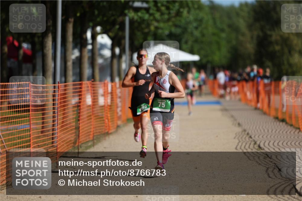 07.09.2025 - 19. Norderstedt Triathlon Michael Strokosch http://msf.ph/oto/8766783 07.09.2025 10:50:56 Laufen 75, 687 meine-sportfotos.de