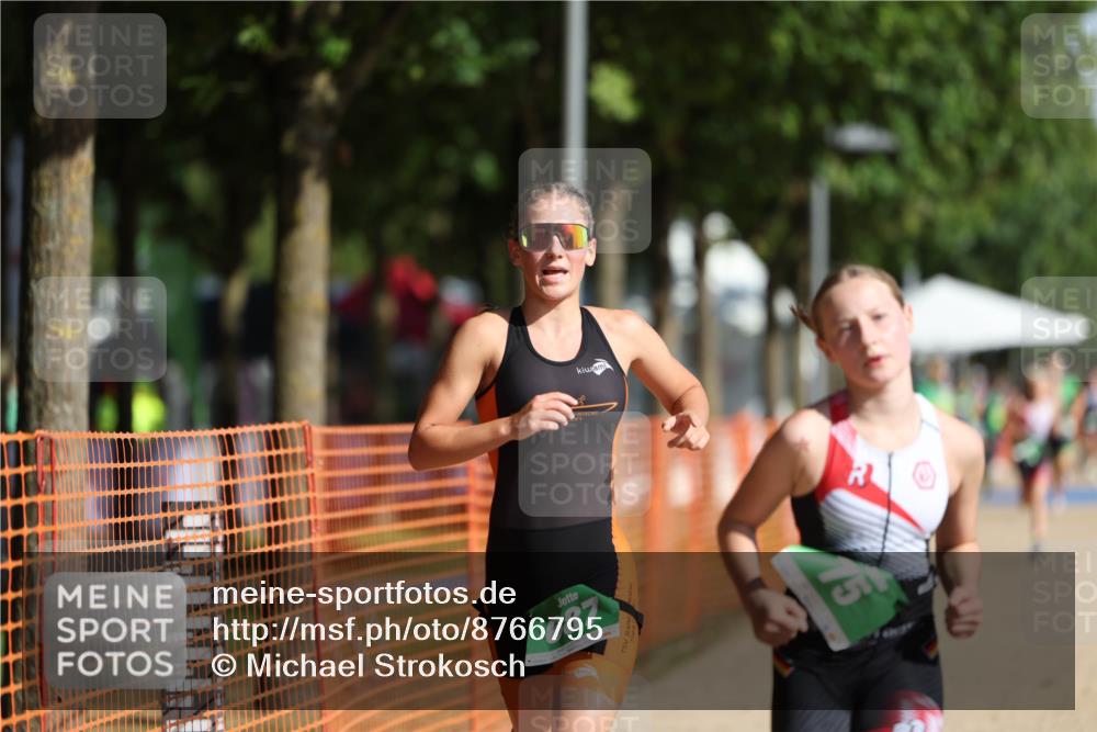 07.09.2025 - 19. Norderstedt Triathlon Michael Strokosch http://msf.ph/oto/8766795 07.09.2025 10:50:58 Laufen 75, 687 meine-sportfotos.de